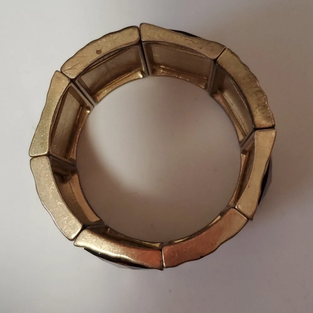 Lia Sophia Stretchable Bracelet NWOT